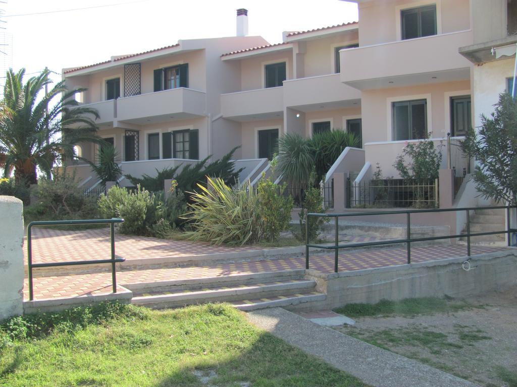 Lakonia Bay Apartments Archangelos  Extérieur photo