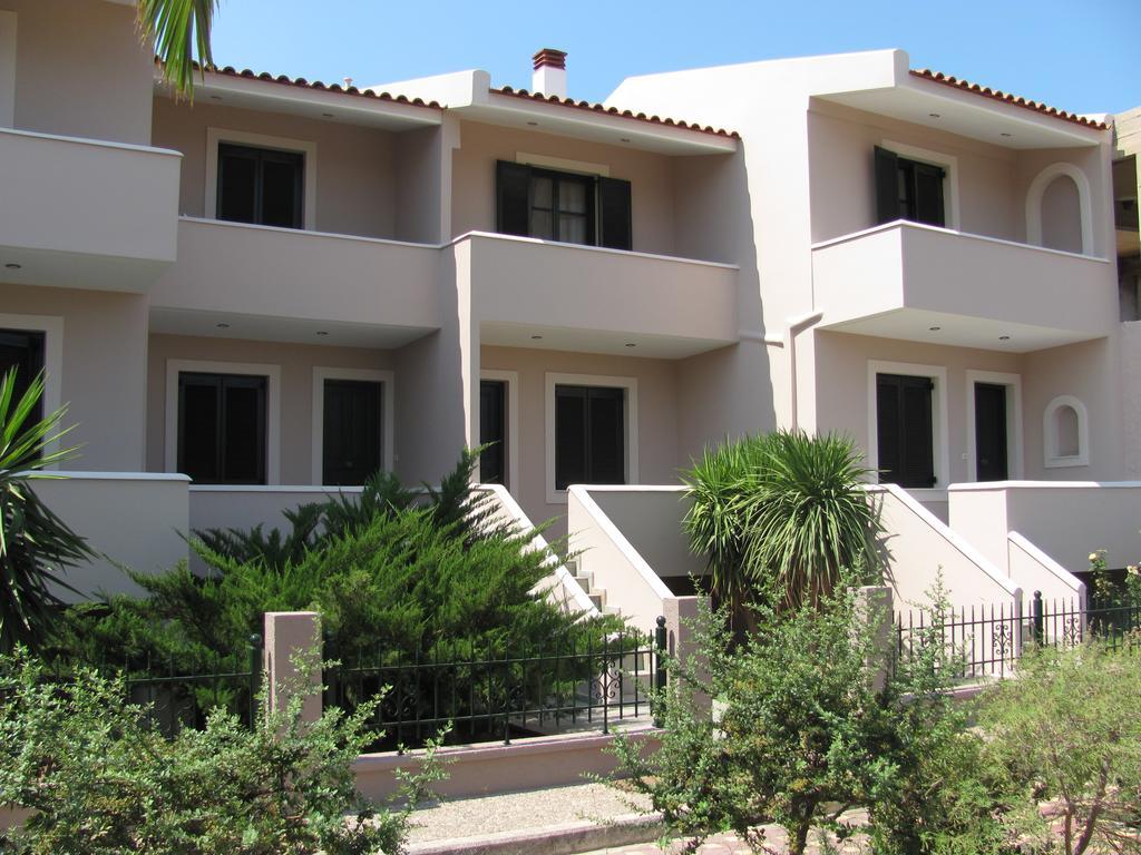 Lakonia Bay Apartments Archangelos  Extérieur photo