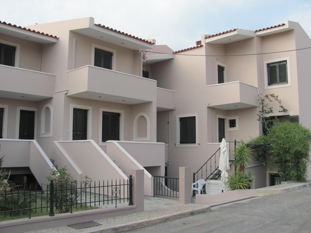 Lakonia Bay Apartments Archangelos  Extérieur photo