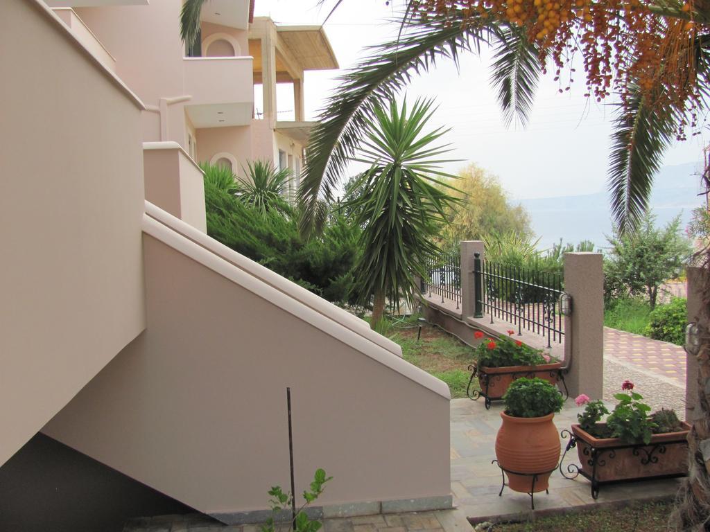 Lakonia Bay Apartments Archangelos  Extérieur photo