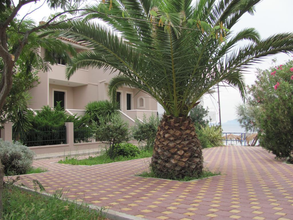 Lakonia Bay Apartments Archangelos  Extérieur photo