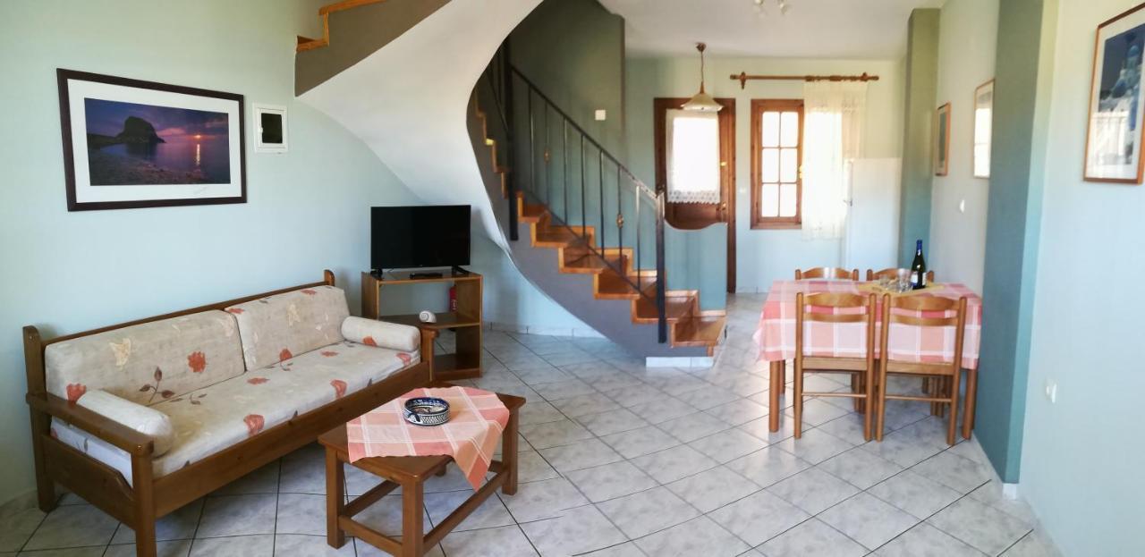 Lakonia Bay Apartments Archangelos  Extérieur photo