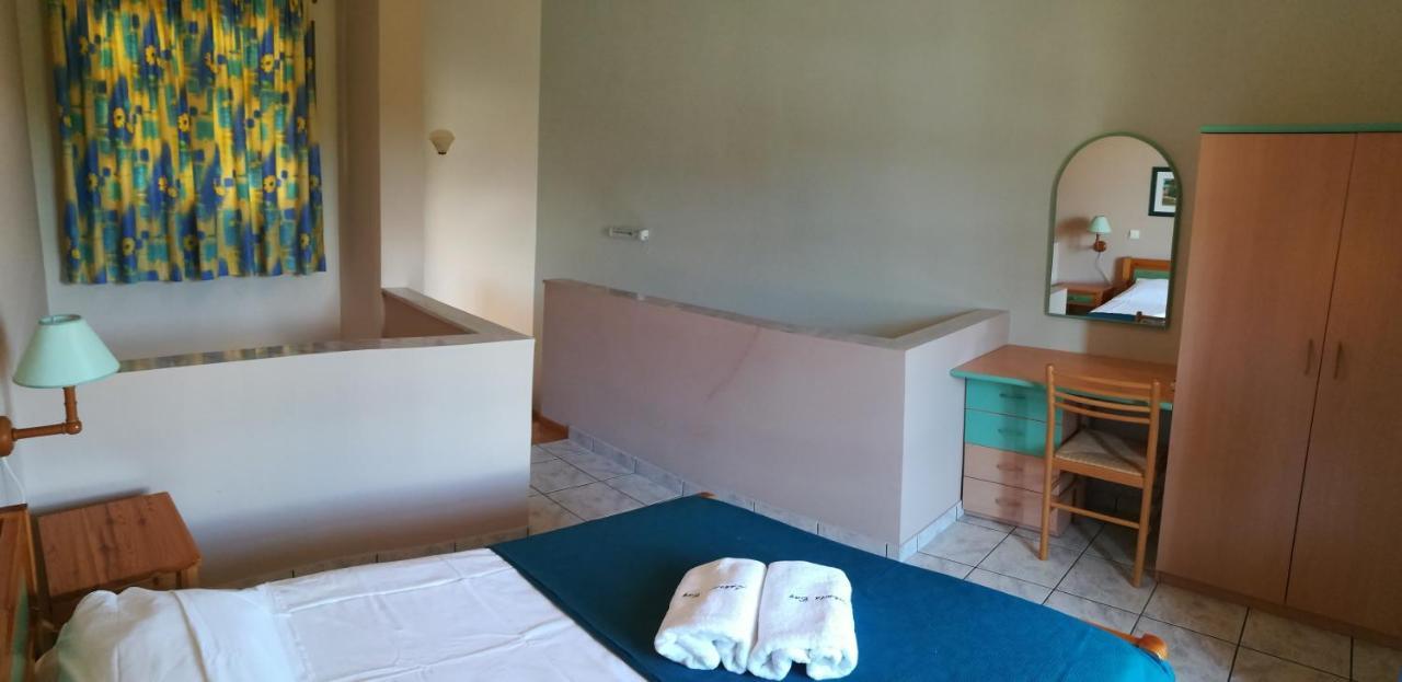 Lakonia Bay Apartments Archangelos  Extérieur photo