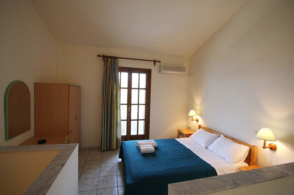 Lakonia Bay Apartments Archangelos  Extérieur photo
