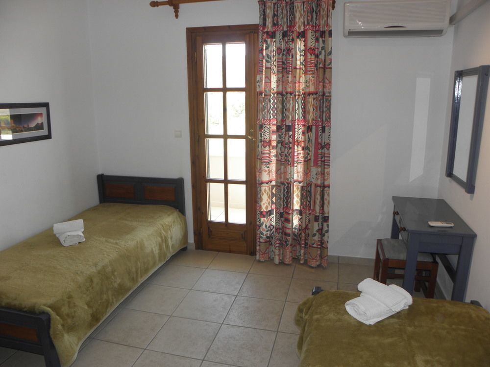 Lakonia Bay Apartments Archangelos  Extérieur photo